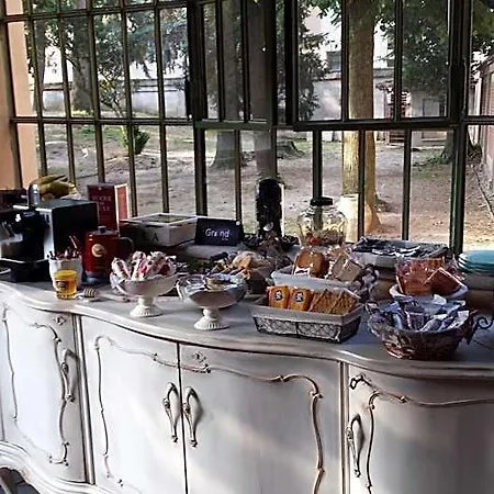 San Martino فندق مبيت وإفطار 3*